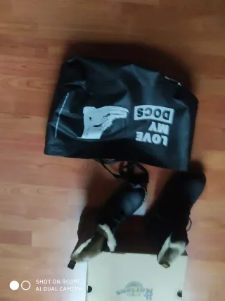 Botas Dr. Martens 1460 Serena Forro Sintético