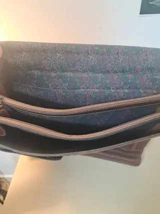 Maletín de cuero marrón