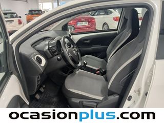 Toyota Aygo 1.0 70 x-play 53 kW (72 CV)