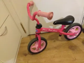 Bicicleta de equilibrio rosa Chicco
