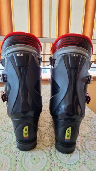 Scarponi sci Salomon neri e rossi