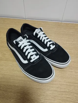 Zapatillas Vans T-44 buen estado