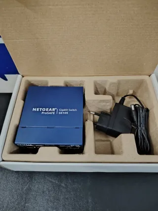Netgear GS105 Switch Gigabit 5 Puertos