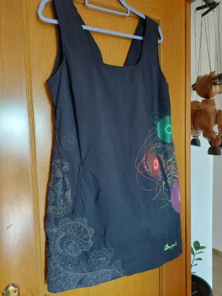 Vestido Desigual T46 (talla justa; quizás 42-44)