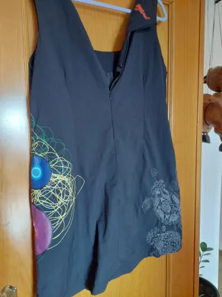 Vestido Desigual T46 (talla justa; quizás 42-44)