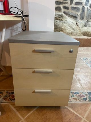 Mesilla de oficina 3 cajones