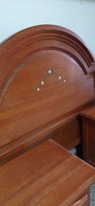 Conjunto dormitorio estilo clásico