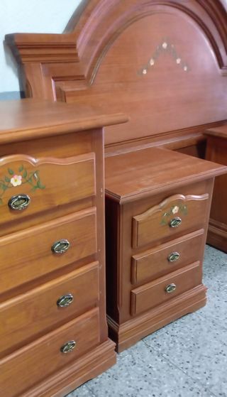 Conjunto dormitorio estilo clásico