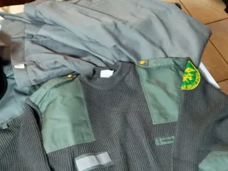 Set Abiti Forestali Grigio Verde