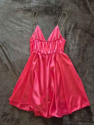 Macacão Curto Cetim Rosa Choque Tam. M