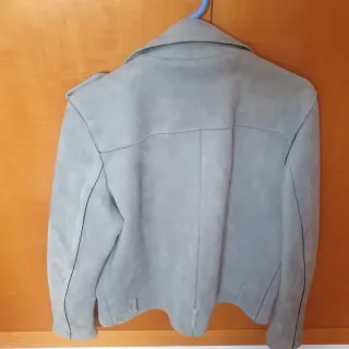 Chaqueta Yessica gris semi piel