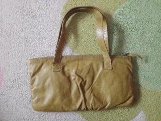 Bolso de mano Massimo Dutti  caqui.