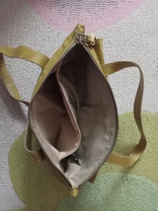 Bolso de mano Massimo Dutti  caqui.