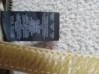 Bolso de mano Massimo Dutti  caqui.