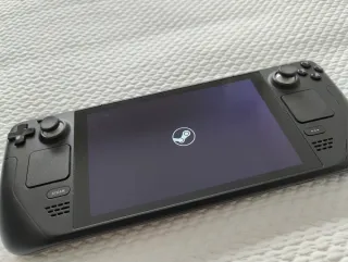 Steam Deck LCD 64GB + Scheda SD 512GB