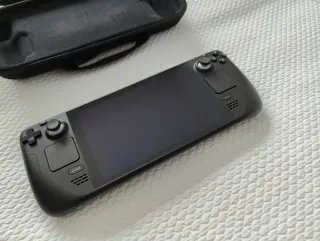 Steam Deck LCD 64GB + Scheda SD 512GB