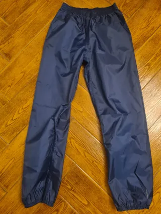 Dos Pantalones impermeables