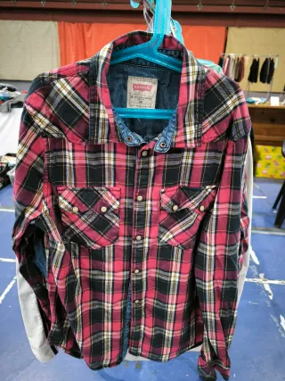 Camisa Levi's cuadros roja talla XS