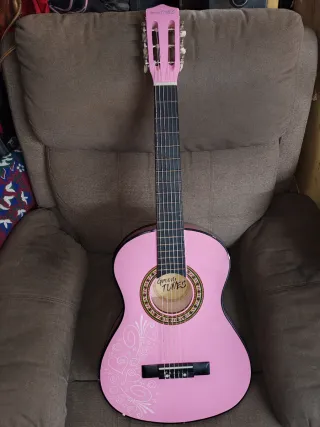 Guitarra rosa infantil