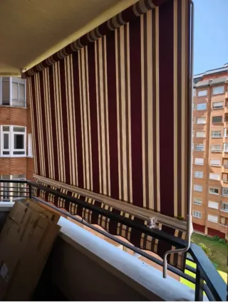 Toldo vertical sin cofre