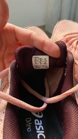Zapatillas Asics rosas talla 39