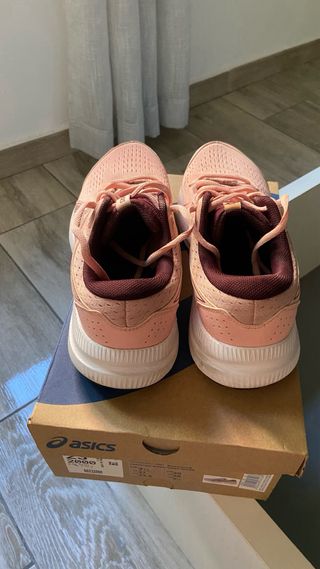 Zapatillas Asics rosas talla 39