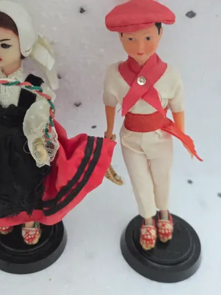 Bambole regionali basche vintage