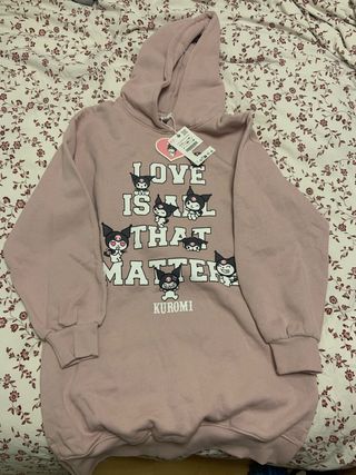 Sudadera Kuromi Talla 11/12 tengo dos iguales