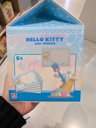 Porta memo Cinnamoroll Hello Kitty Party Time