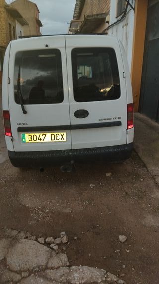 Opel Combo 2004