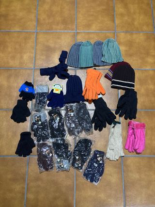 Lote Gorros y Guantes Invierno