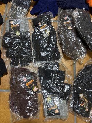 Lote Gorros y Guantes Invierno