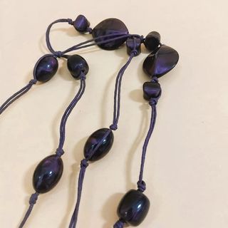 2 Collane in tonalità viola e argento