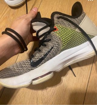 Zapatillas Nike Lebron Basket Talla 42.5