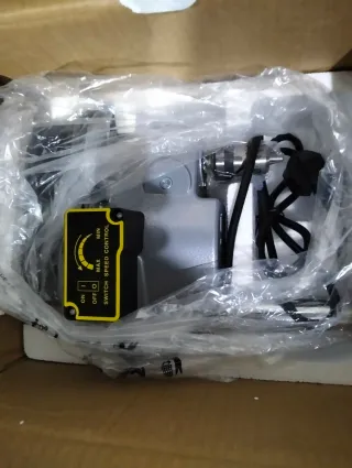 Mini taladro de mesa con control de velocidad