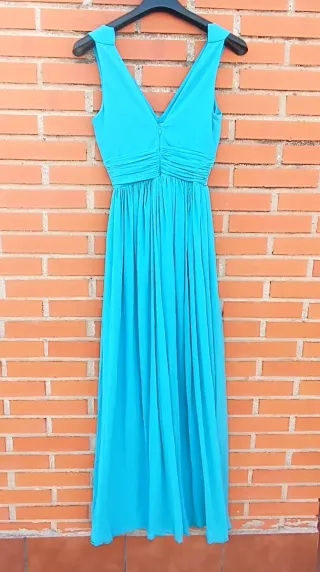 Vestido largo evento turquesa. Sólo una puesta