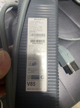 Accesorios Xbox 360: Mandos y Cables