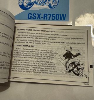 Manual Suzuki GSX-R750W + Guía Práctica