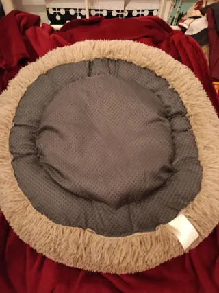 Cama para perro/gato suave flecos beige