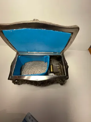 Scatola portagioie vintage musicale color argento