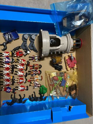 Playmobil set de Piratas y soldados Británicos