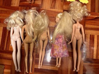 Lote 5 Muñecas Disney Mattel e altre Barbie