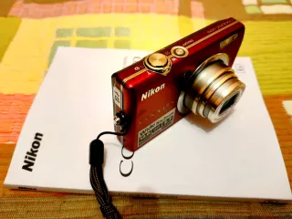 Cámara Nikon Coolpix S570. En perfecto estado