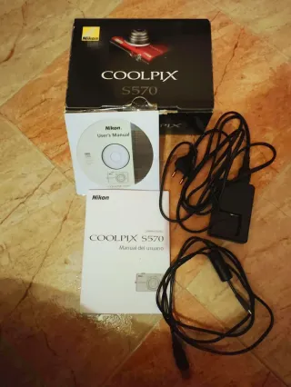 Cámara Nikon Coolpix S570. En perfecto estado
