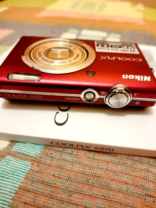 Cámara Nikon Coolpix S570. En perfecto estado