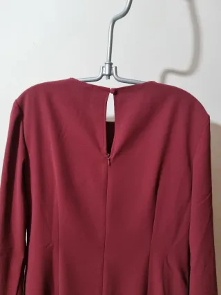 Vestido burdeos Mango talla M