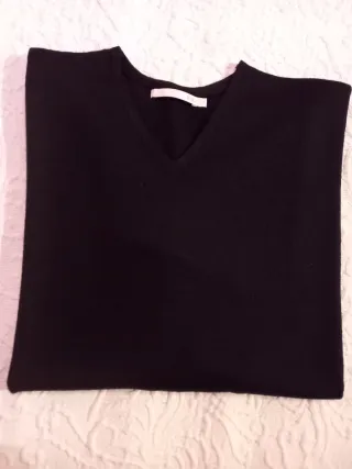 Jersey negro de pico