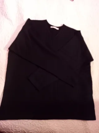 Jersey negro de pico