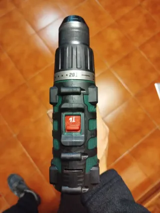 Taladro percutor Parkside 20V 3en1 – Como nuevo