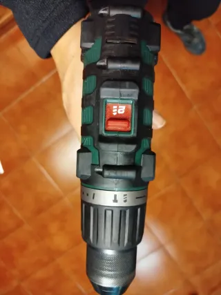 Taladro percutor Parkside 20V 3en1 – Como nuevo